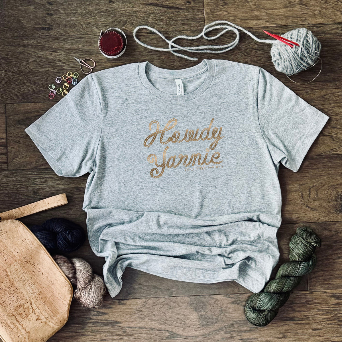 Howdy Yarnie! T-shirt